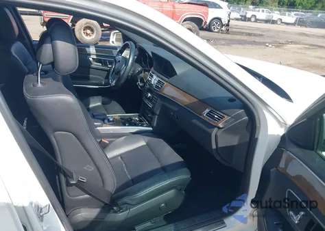 2014 Mercedes-Benz E 350 4Matic z USA, uszkodzony, nr VIN WDDHF8JB8EA938612